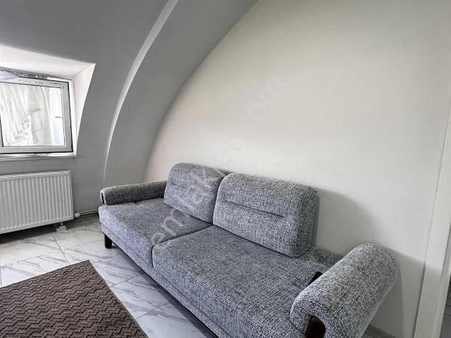 Zeytinköy De Üniversiteye Yürüme Mesafesinde 1+1 Apart