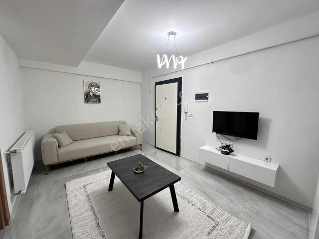 Zeytinköy'de Satılık 1+1 Eşyalı Apart