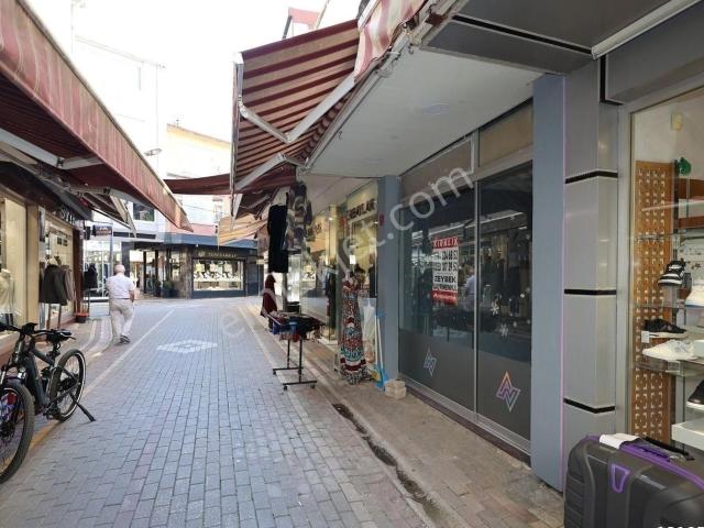 Zeybek Emlaktan Çarşı İçerisinde 10 M2 İş Yerimiz Kiralıktır