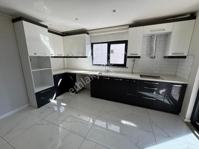 Zeybek Emlaktan Kuzey Premıum Konutlarında 3+1 Kiralık Daire