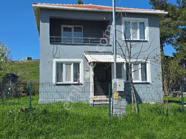 Zeynep Gayrimenkulden Satılık Müstakil Dublex Köy Evi