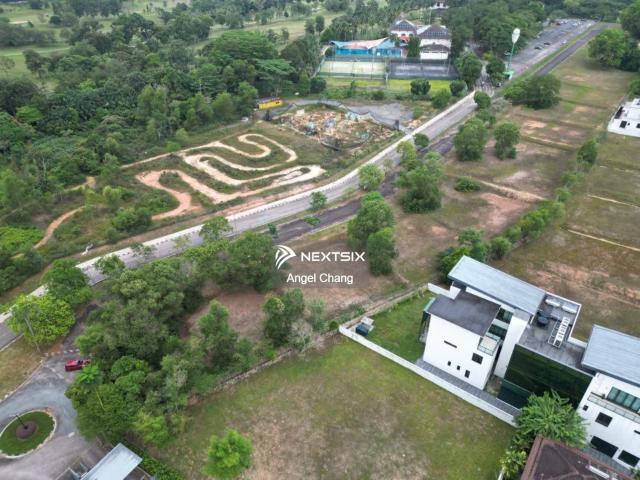这个size＋这个地点 真的很不错‼️Taman Jaya Mas 金成功@Skudai 双层排楼【5房3厕】 Freehold Non bumi 长车房已经full tiles＋autogate 湿厨房也已经extend并做好table top 还有plaster ceiling等基本装修 附部分家具 买了不用再大改