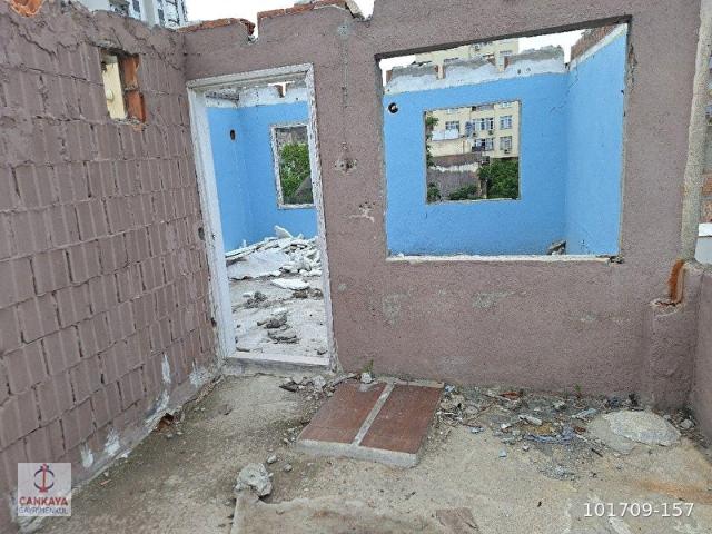 ZİYAPAŞA DA BAŞKENT HASTANESİNİN KARŞISI 3 KATLI NATAMAM MÜSTAKİL EV