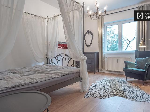 Zimmer zur Miete in 3 Zimmer Wohnung in Mitte, Berlin