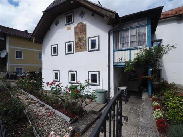 ZINSHAUS NAHE ZENTRUM IM BAULAND KERNGEBIET ZU VERKAUFEN