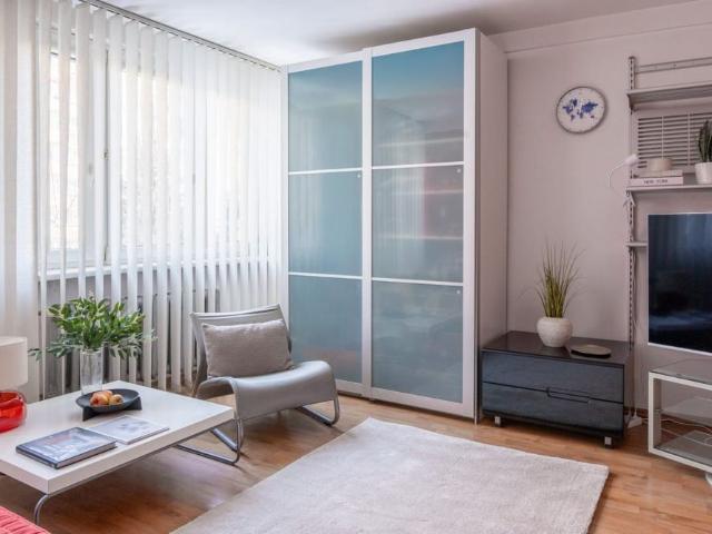 ZIELONY MOKOTÓW. JASNE MIESZKANIE BLISKO CENTRUM 27.5 m²