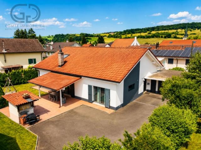 Ziemlich freistehende Villa mit 5,5 Zimmern