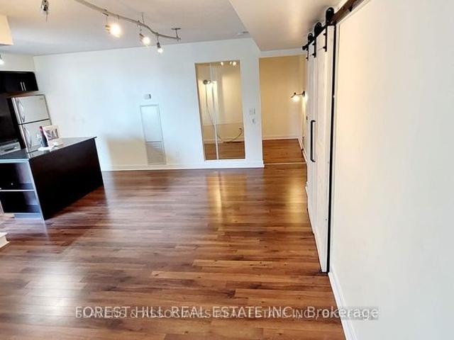 Zip Condos and Lofts, #2202