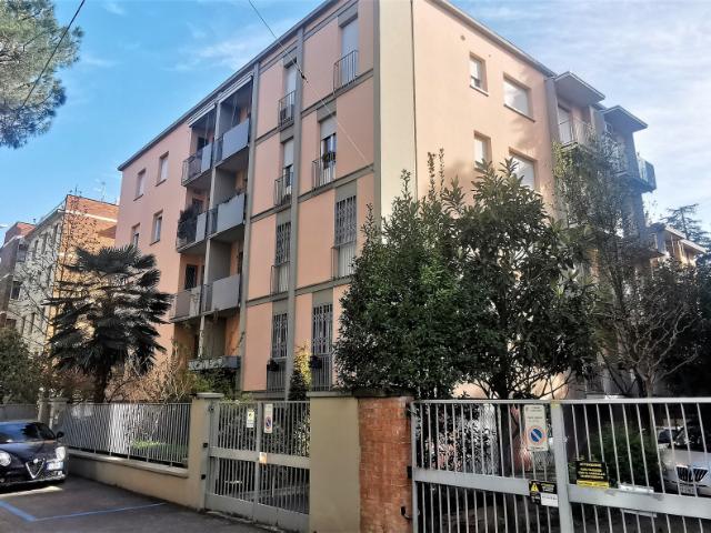 ZONA MURRI ALTA OTTIMO QUADRILOCALE ARREDATO IN AFFITTO