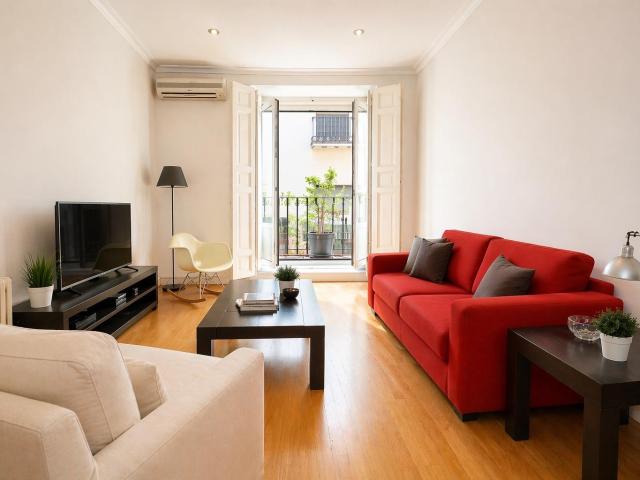 Zona Ópera Palacio. Fantástico piso de 113 m2, para entrar a vivir