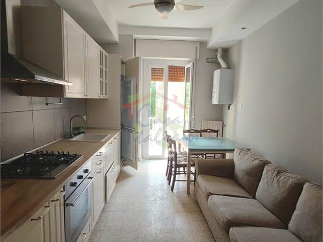ZONA ARCHI APPARTAMENTO CON BALCONI