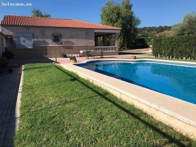 ZONA CUEVAS BAJAS PARCELA DE 3.000M2 CON 2 CASAS Y PISCINA