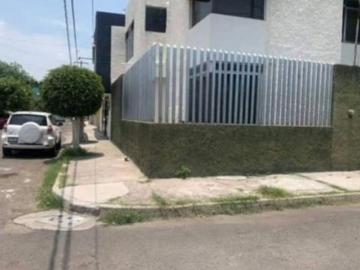 ZONA DE ORO 1 CASA EN VENTA CELAYA