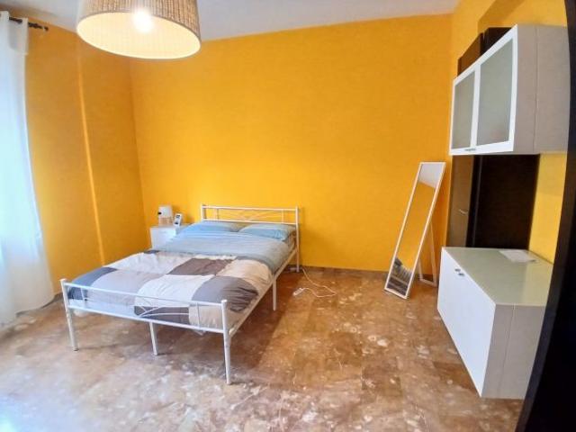 Zona Grazie, due ampie camere SOLO PER STUDENTI
