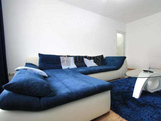 Zona Lipovei, 2 camere, centrala proprie
