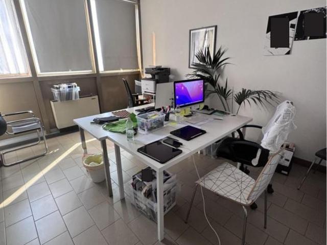 Zona Palazzo d’Oro – Vendesi Ufficio 56 mq Rif. T92