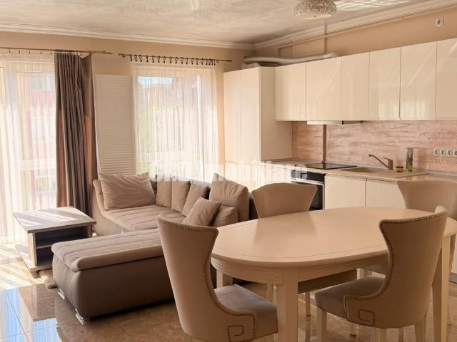 Zona str. Hortensiei ANAF – de inchiriat apartament cu 2 camere, bloc nou, cu parcare proprie