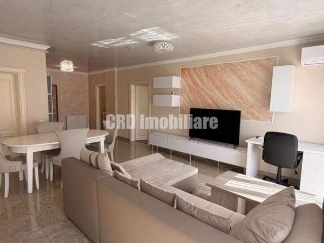 Zona str. Hortensiei ANAF de inchiriat apartament cu 2 camere, bloc nou, cu parcare proprie