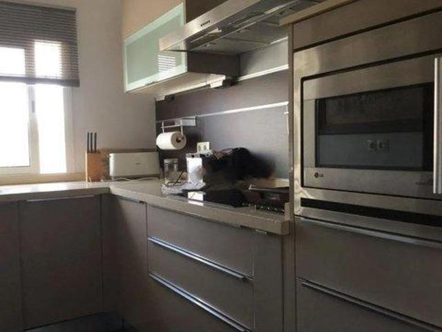 Zona Sur Porvenir. Excelente y amplia vivienda SIN MUEBLES 2 habitaciones 2 baños se alquila