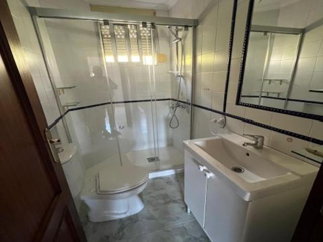 Zona Sur Reina Mercedes. Excelente vivienda reformada y amueblada de 3 habitaciones se alquila. Estu