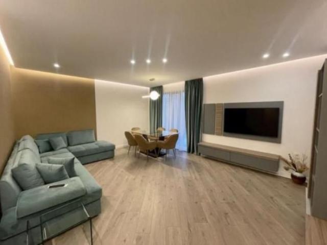 Zona Tineretului, Apartament 3 camere,LUX!