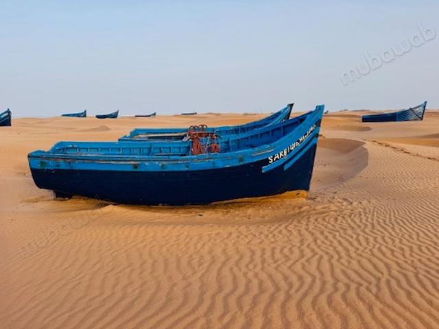 Zone touristique / pied dans l’eau