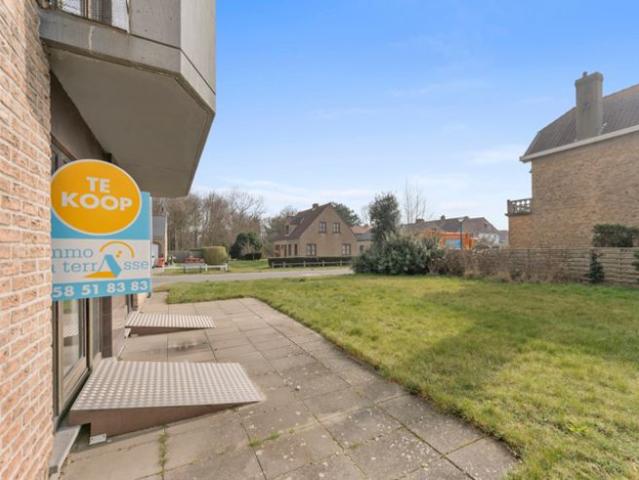 Zonnig appartement met terras te Sint Idesbald