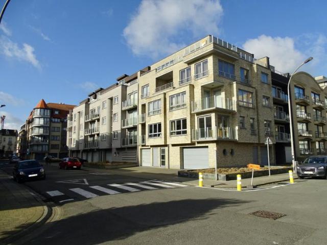 Zonnig hoekappartement centraal gelegen