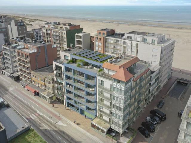 Zonnige penthouse op topligging in Oostduinkerke Bad