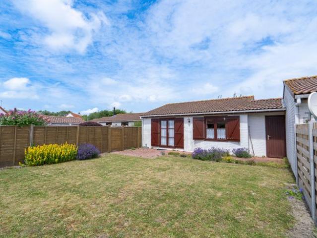 Zonnige vakantiewoning vlakbij zee