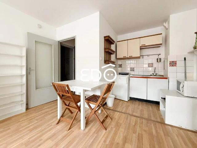 'ZOE' STRASBOURG PETITE FRANCE Studio meublé avec balcon