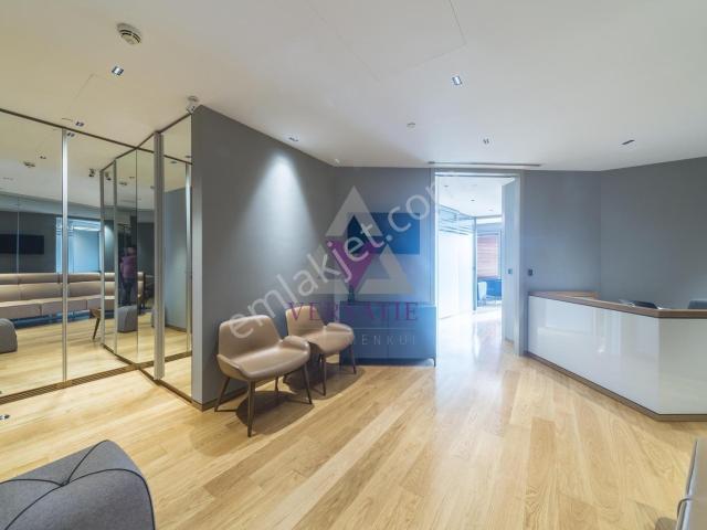 Zorlu Center Kiralık 198 M2 Avantajlı Şık Ofis 4 Bölüm