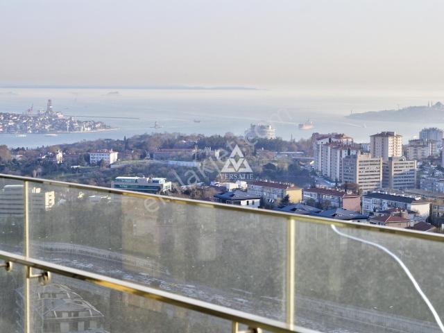 Zorlu Center R3 Kule'de Satılık 220 M2 Boğaz Manzaralı Daire