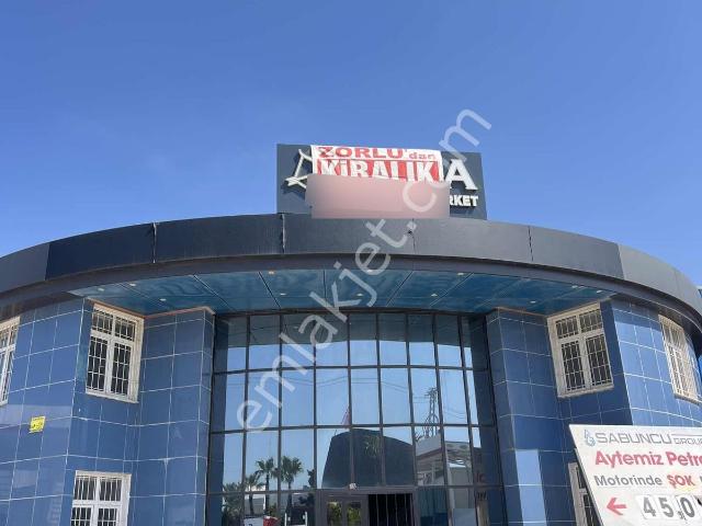 Zorlu'dan İncirlik Kavşagında E5 Üzeri 800+250 Depo İş Yeri