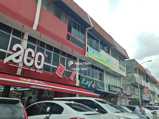 走路到CIQ，适合SG工作的人，还有免费shuttle bus R&F Princess Cove Phase 2 RNF Studio 471 sqft High floor Fully furnished without Tv RM 2200 without car park Available 7 April