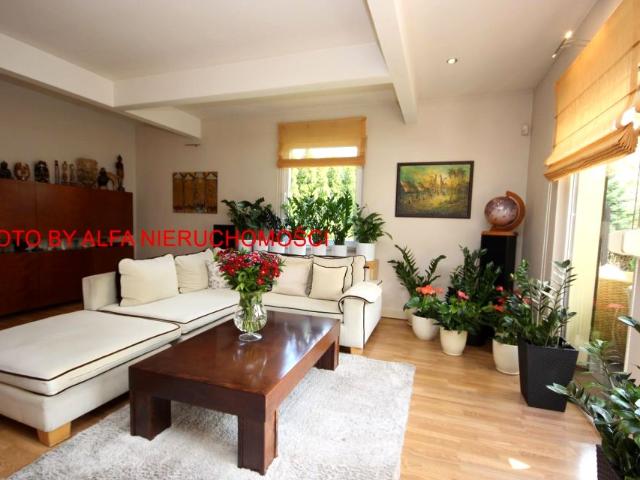 Zmorskiego 285 m², Świdnica
