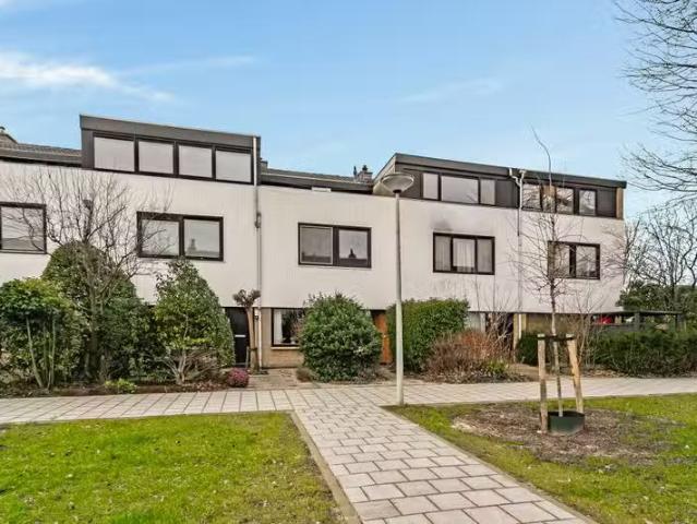 Zwaansburg 15 Landsmeer