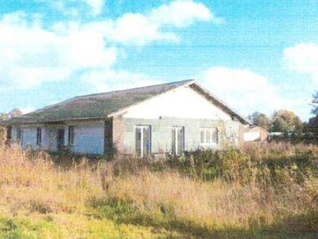 Zwangsversteigerung: freistehendes Einfamilienhaus Rohbau auf großem Grundstück in Stade Bützfleth
