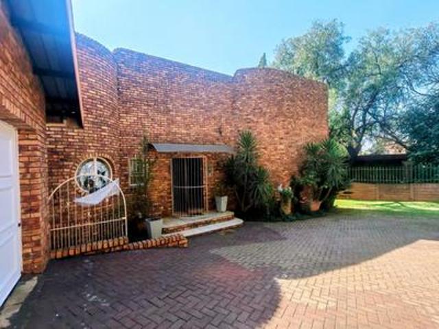 zwartkops move in ready tucked.