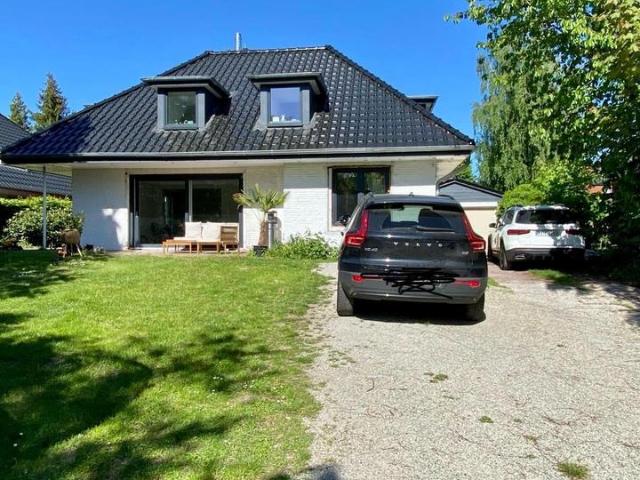 Zwei Häuser – Ein Grundstück – In bester Lage in Elmshorn