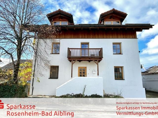 zwei in einem Wohnung und Praxis!