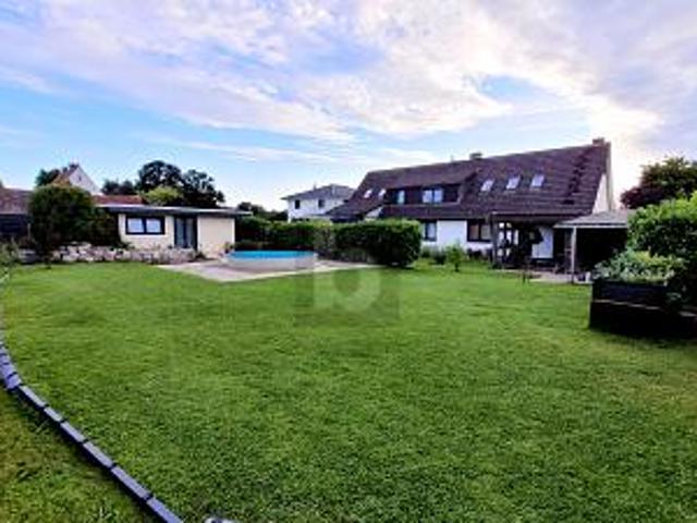 ZWEI WOHNEINHEITEN MIT GARTENPARADIES