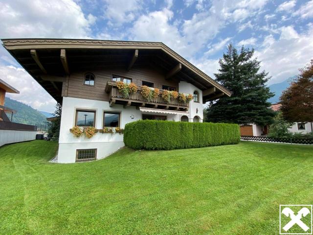 Zweifamilienwohnhaus in Niedernsill