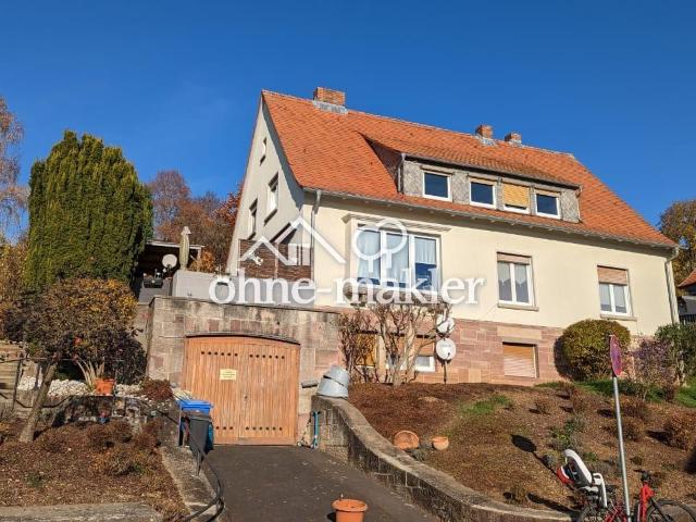 Zweifamilienhaus mit unverbaubarem Blick auf das Saaletal