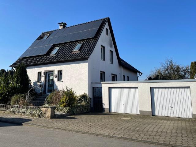 Zweifamilienhaus mit Doppelgarage in Hamm