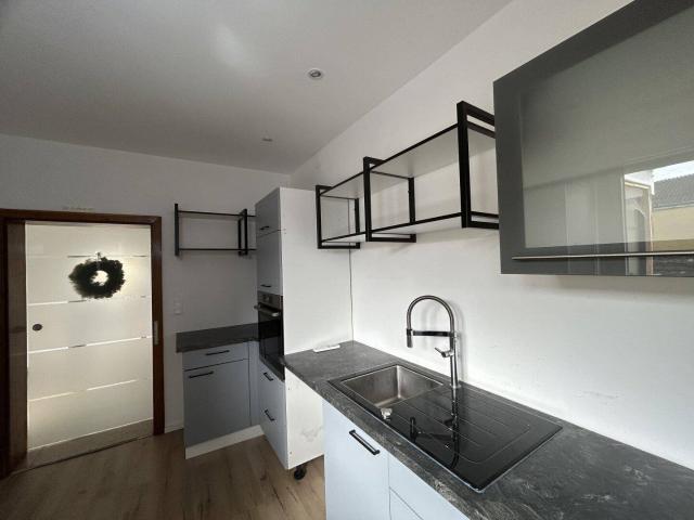 Zweifamilienhaus,mit großem Nebengebäude, nähe Oberpullendorf zu kaufen!