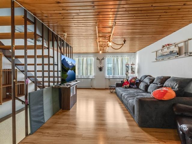 Zweifamilienhaus mit Potenzial an zentraler Lage in Oberwil BL