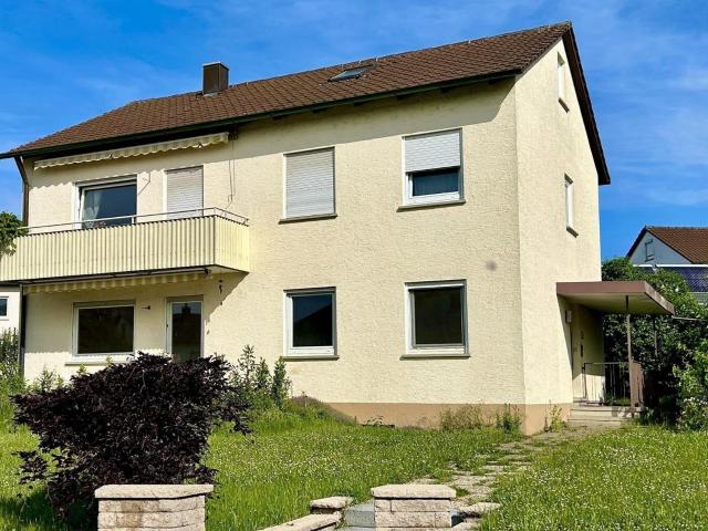 Zweifamilienhaus Eine Wohnung frei / eine Wohnung vermietet