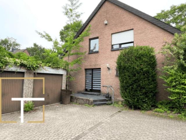 Zweifamilienhaus in Neuss Selikum – Charmantes Zuhause mit Potenzial