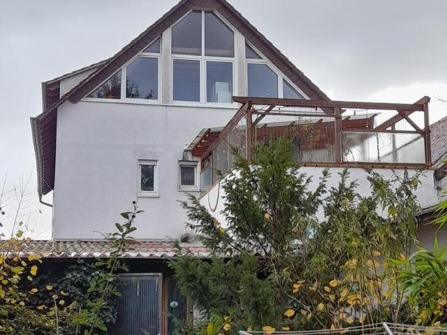 Zweifamilienhaus in Haßloch, viel Raum für Ihre Wohnideen